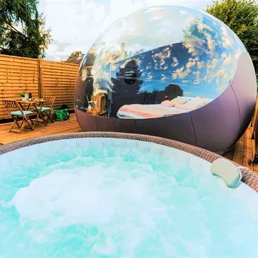 Nuit en Bulle avec Jacuzzi Privatif près de Pau