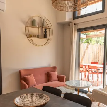 Week end Insolite en Ecogite avec Spa près de Millau