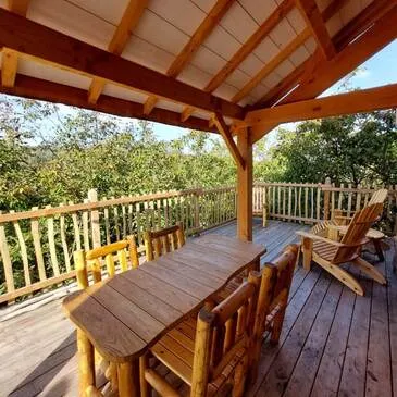 Nuit en Château dans les Arbres avec Spa près de Valence