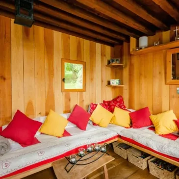 Nuit en Cabane sur L'Eau dans le Morvan