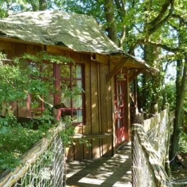Nuit en Cabane dans les Arbres près de Tarbes
