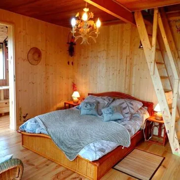 Nuit en Cabane dans les Arbres près de Tarbes