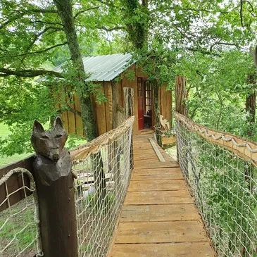 Nuit en Cabane dans les Arbres près de Tarbes