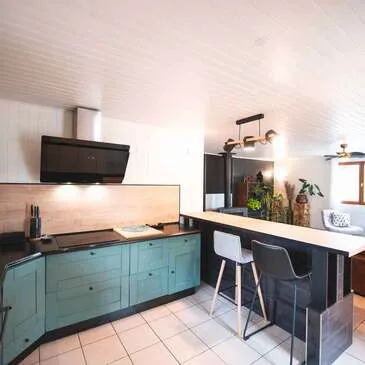 Nuit Insolite en Cabane avec Spa près de Rocamadour