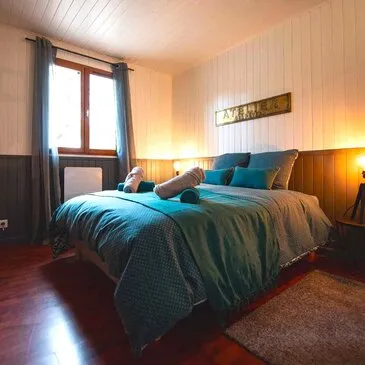 Nuit Insolite en Cabane avec Spa près de Rocamadour