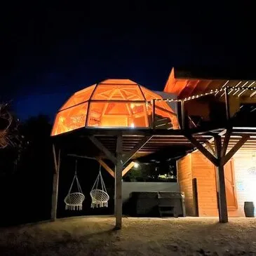 Nuit en Dôme Perché avec Jacuzzi près de Troyes