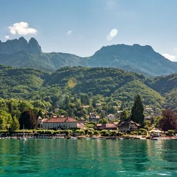Balade Privative en Bateau sur le Lac d'Annecy