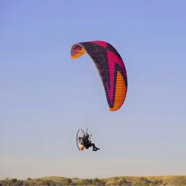 Baptême en Paramoteur près de Bourges - Survol du Berry