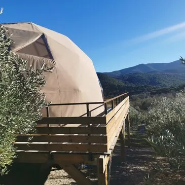 Nuit en Dôme près de Perpignan