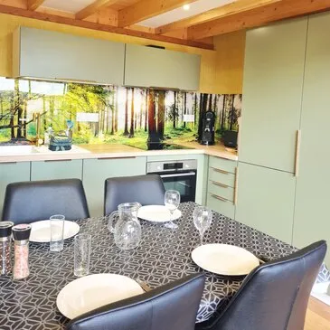 Nuit en Cabane sur Pilotis à Dole