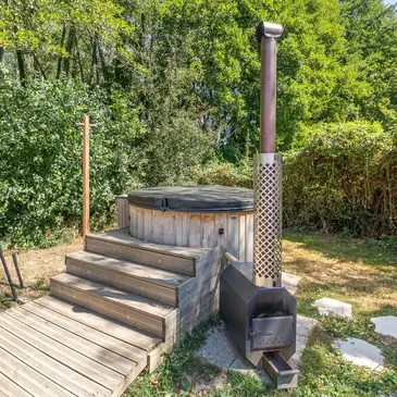 Nuit en Dôme avec Bain Nordique Privatif près de Bourg-en-Bresse