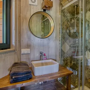 Cabane avec Spa Privatif près de Carcassonne