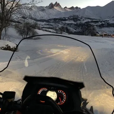 Randonnée en Scooter des Neiges à Albiez-Montrond