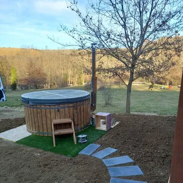 Nuit en Roulotte avec Bain Nordique Privatif près de Toulouse