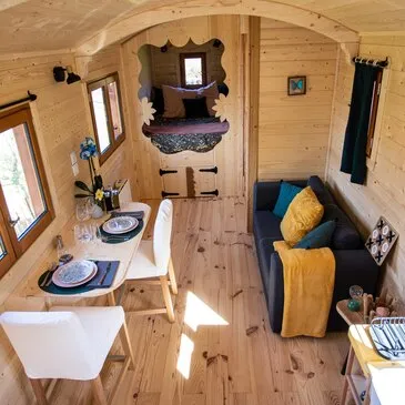 Nuit en Roulotte avec Bain Nordique Privatif près de Toulouse