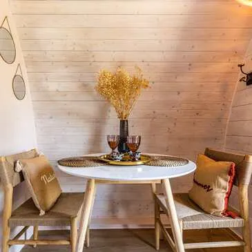 Nuit en Pod avec Spa Privatif près de Jonzac