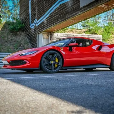 Pilotage Ferrari 296 GTB - Circuit de Lurcy-Lévis