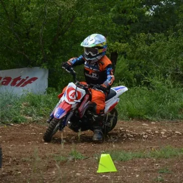 Initiation au Moto-Cross près de Villefranche-de-Rouergue