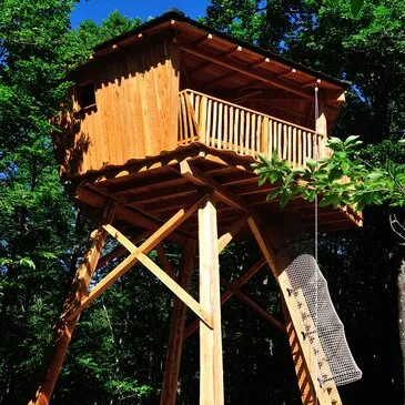 Cabane dans les Arbres près de Saint-Marcellin