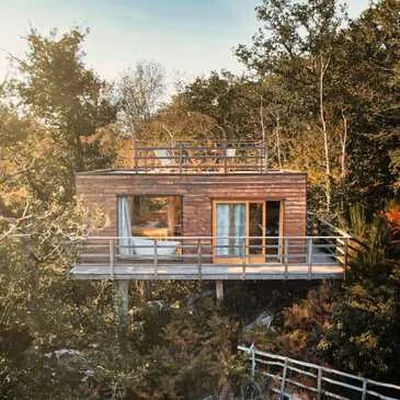 Cabane sur Pilotis près de Tulle