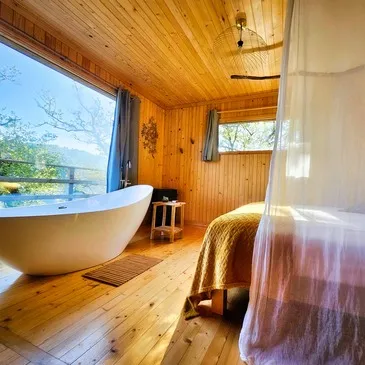 Cabane sur Pilotis près de Tulle