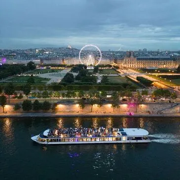 Balade en Bateau et Dîner sur la Seine à Paris