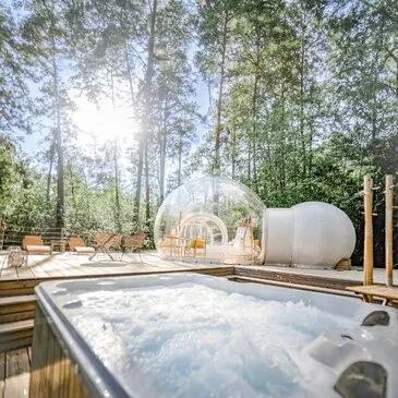 Nuit en Bulle avec Jacuzzi Privatif près de Bordeaux