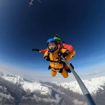 Saut en Parachute depuis un Hélicoptère à l'Alpe d'Huez