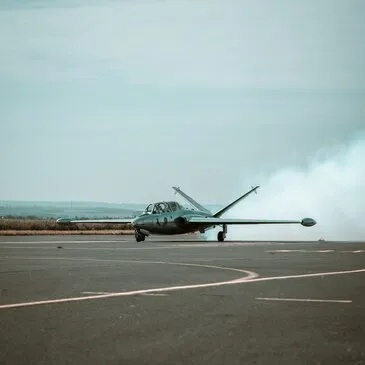 Vol en Avion de Chasse Fouga près d'Amiens - La Baie de Somme
