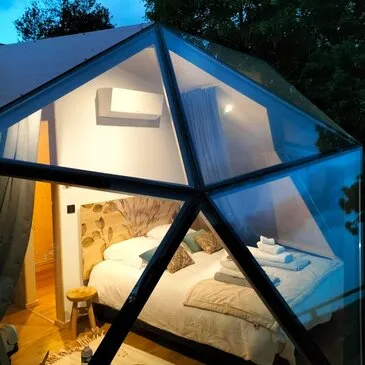 Nuit en Dôme de Verre Près de Reims