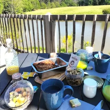 Cabane sur Pilotis avec Jacuzzi Privatif près de Bergerac