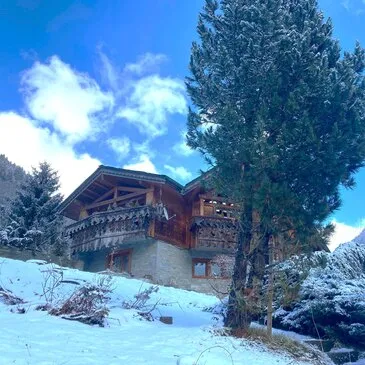 Nuit en Lodge avec Jacuzzi près de Morzine
