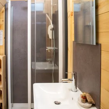 Cabane avec Spa Privatif près de Vichy