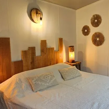 Nuit en Lodge avec Spa Privatif près de Clermont Ferrand