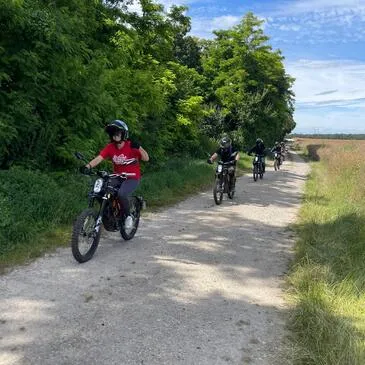 Randonnée en Moto Tout-Terrain Electrique près d'Orleans
