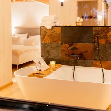 Cabane dans les Arbres avec Spa à Berat