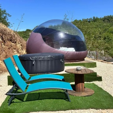 Nuit en Bulle avec Spa Privatif près de Rodez