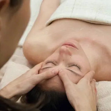 Spa et Massage Cinq Mondes à Arles