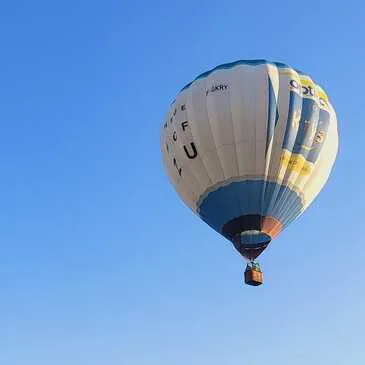 Vol en Montgolfière au Château de Courcelles