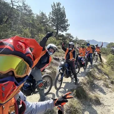 Balade en Moto Tout-Terrain Electrique près de Valence