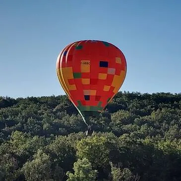 Vol en Montgolfière au Château de Rully - Vignobles de Bourgogne