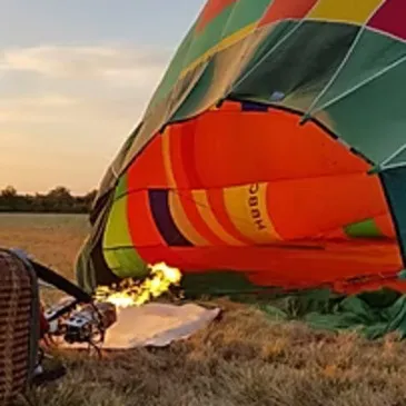 Vol en Montgolfière au Château de Rully - Vignobles de Bourgogne