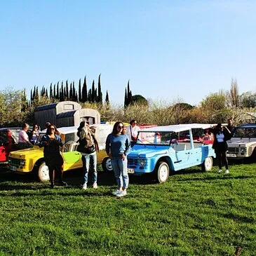Balade en Méhari Electrique entre Garrigue et Pont du Gard