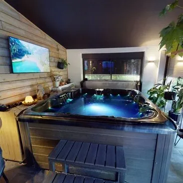 Nuit Insolite en Tonneau avec Spa près de Sarrebourg