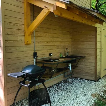 Cabane avec Spa Privatif à Jayac au Coeur du Périgord Noir