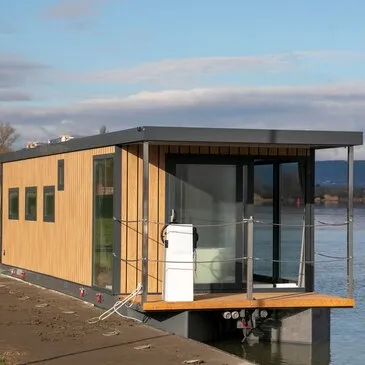 Nuit Insolite en House Boat au Bord de la Moselle