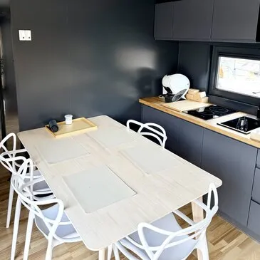 Nuit Insolite en House Boat au Bord de la Moselle