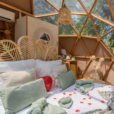 Nuit en Dôme avec Jacuzzi Privatif près de Disney