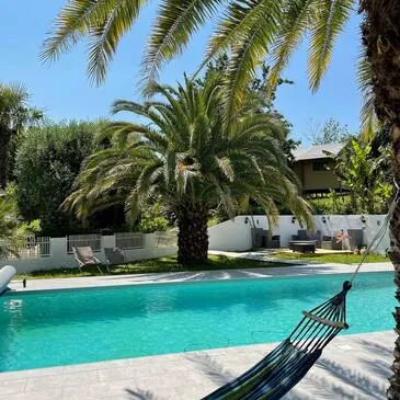 Cabane dans les Arbres avec Sauna près de Bayonne