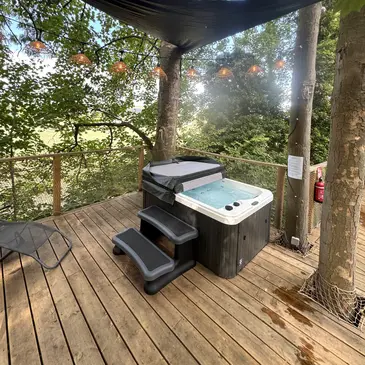 Nuit en Bulle Perchée avec Spa à Romilly-sur-Andelle